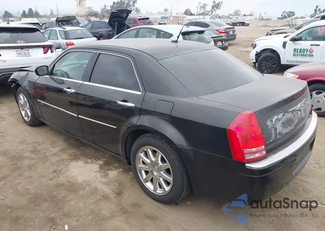 2008 Chrysler 300C Hemi z USA, uszkodzony, nr VIN 2C3LA63H48H108163